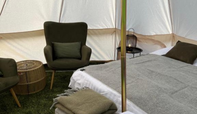 Golden Circle Glamping • Luxury Tents